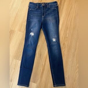 🔥🔥Hollister Advanced Stretched High Rise Dark Blue Distressed Skinny Jeans